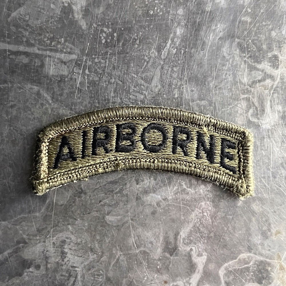 AIRBORNE fully embroidered arch patch, vintage